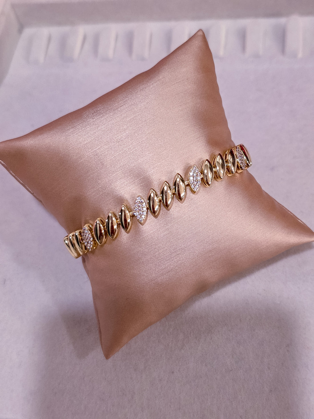 Luxe Gold Collection Bracelet