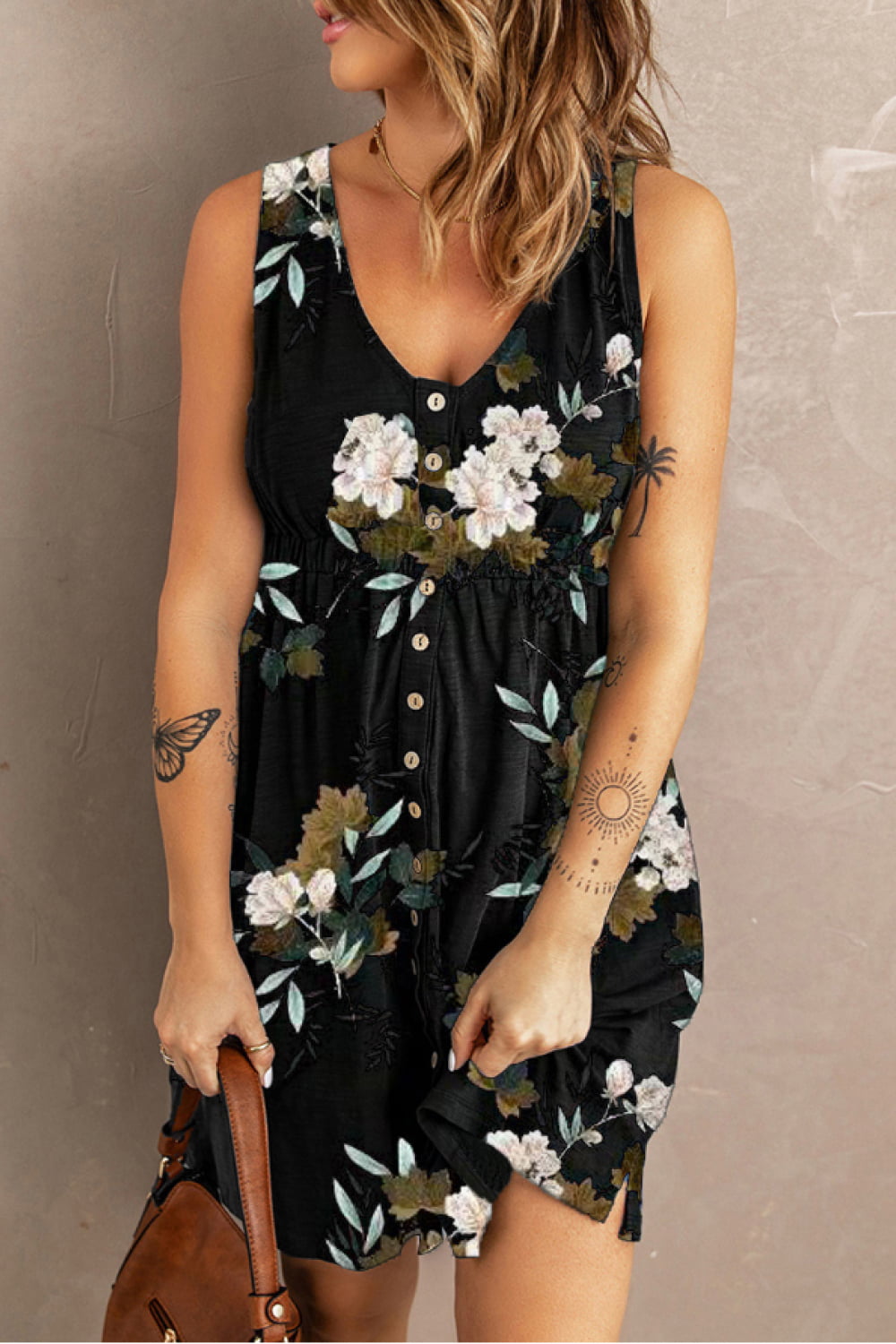 Carson Scoop Neck Sleeveless Buttoned Magic Dress with Pockets (Copy)