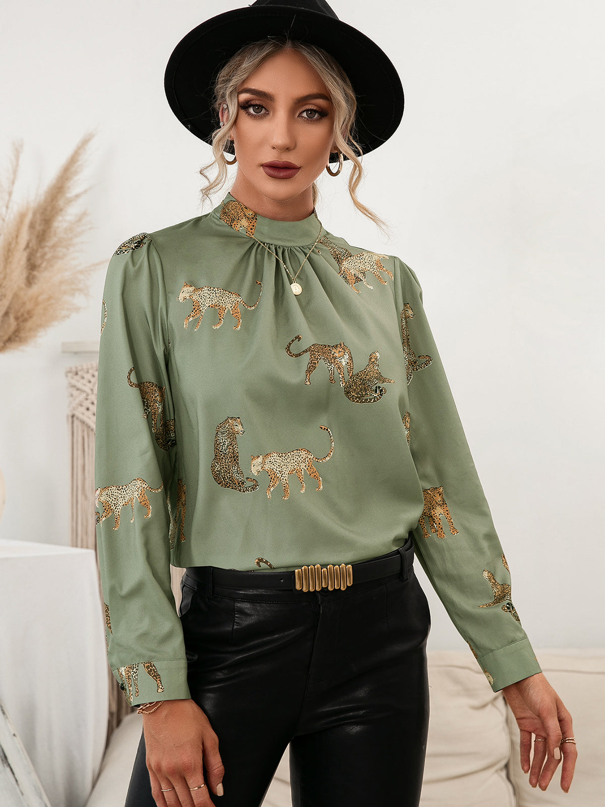 Fifi Leopard Graphic Mock Neck Puff Sleeve Blouse (Copy)