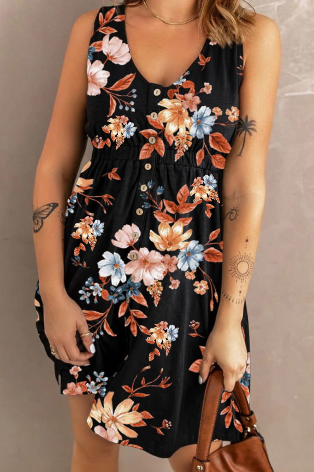 Carson Scoop Neck Sleeveless Buttoned Magic Dress with Pockets (Copy)