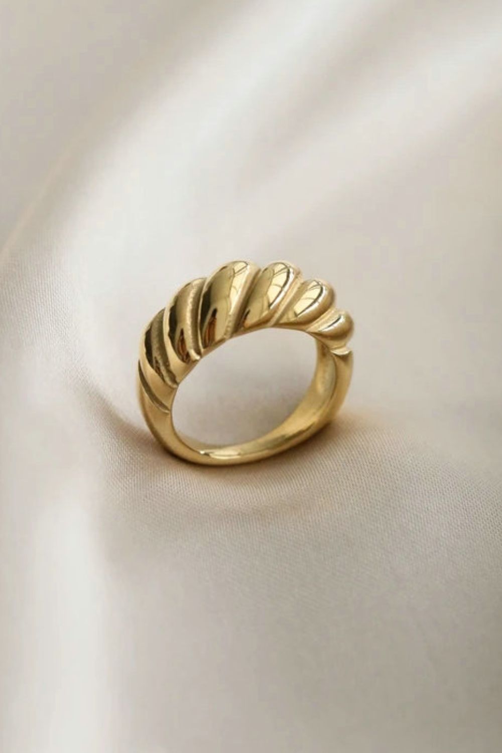 Gold Twisted Ring (Copy)