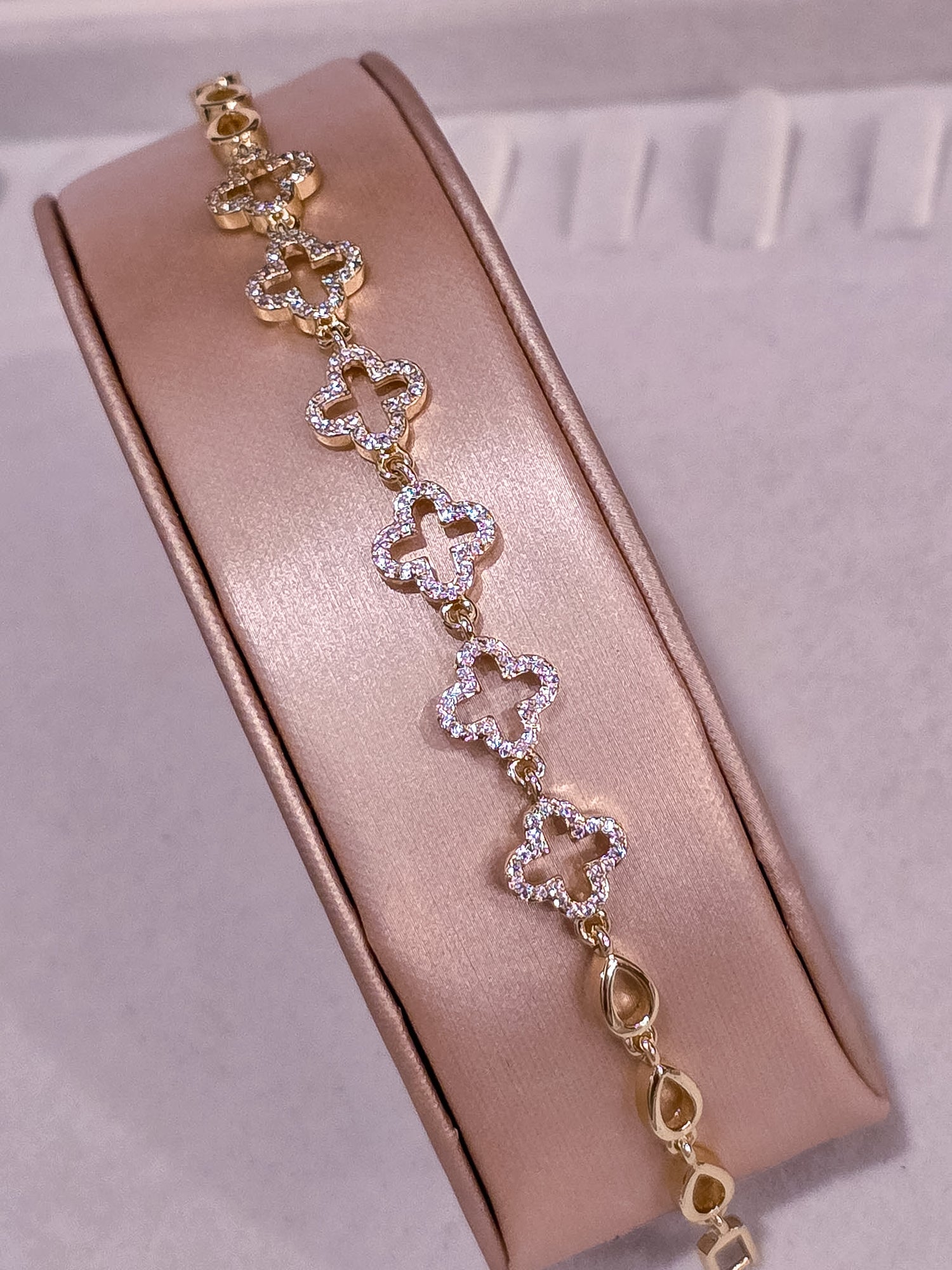 Luxe Gold Collection Bracelet 