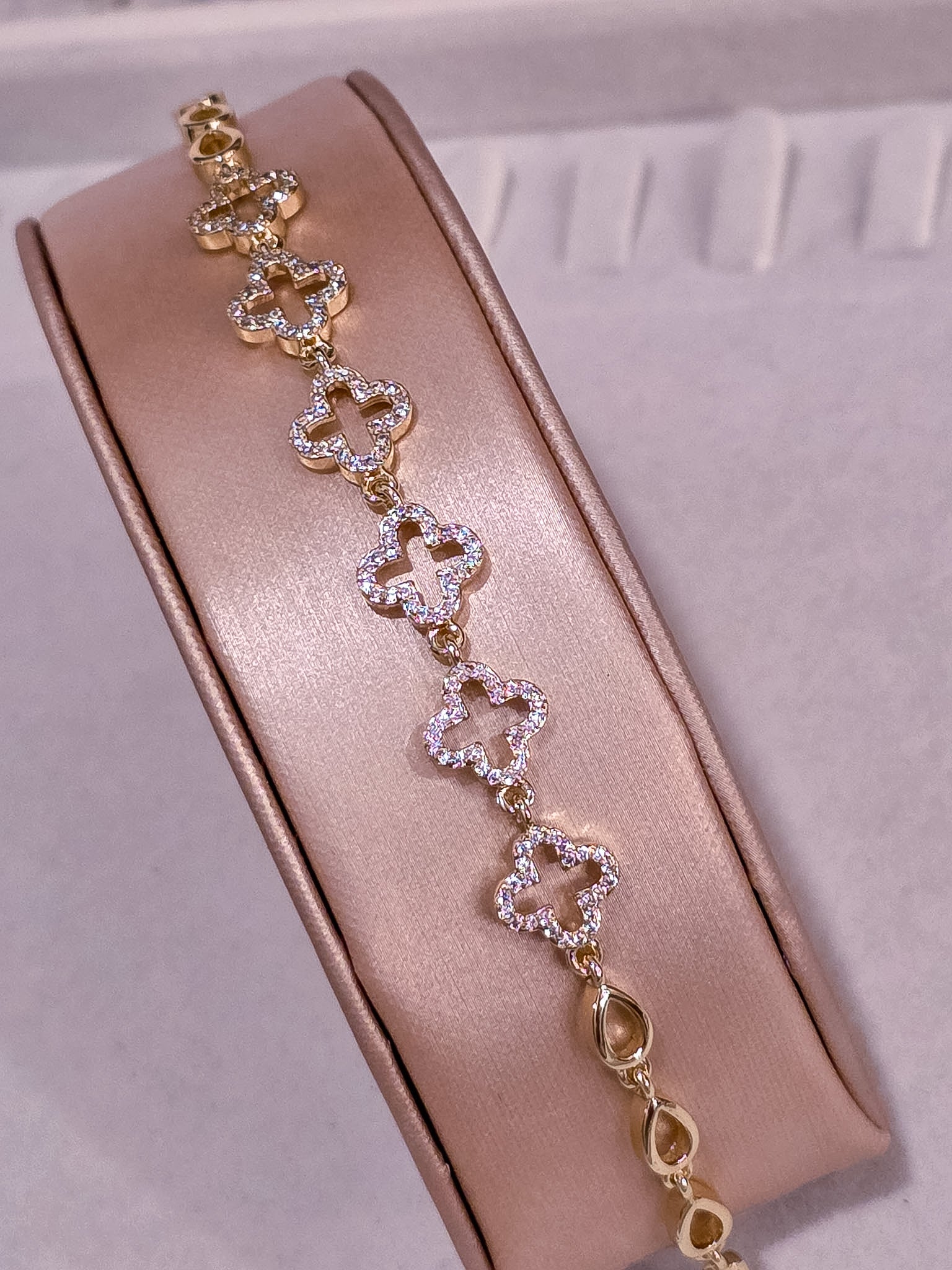 Luxe Gold Collection Bracelet 