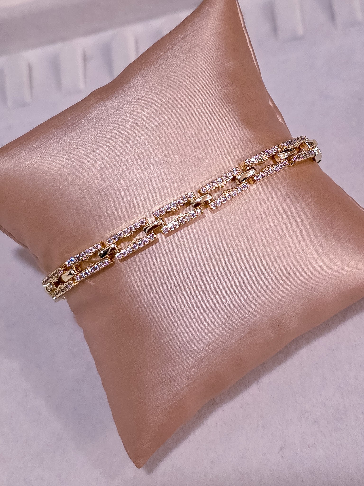Luxe Gold Collection Bracelet 