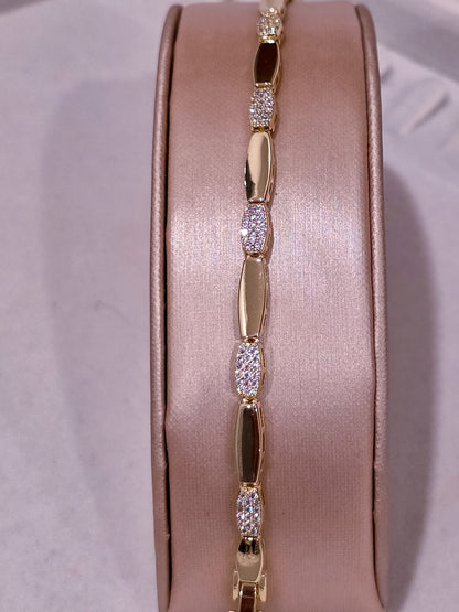 Luxe Gold Collection Bracelet 