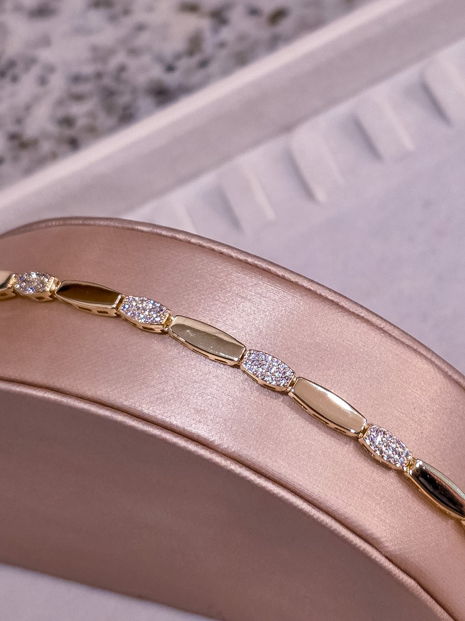 Luxe Gold Collection Bracelet 