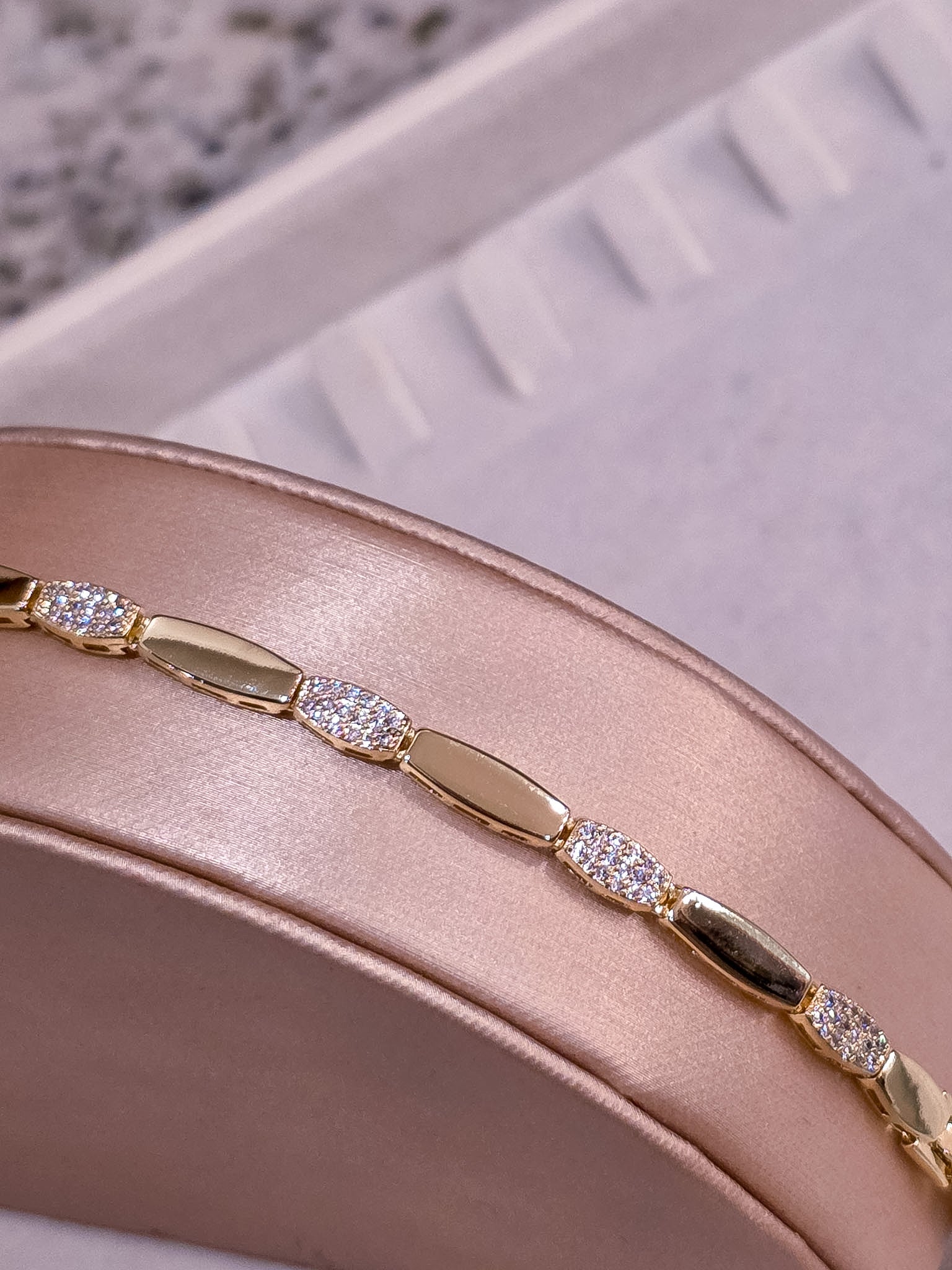 Luxe Gold Collection Bracelet 