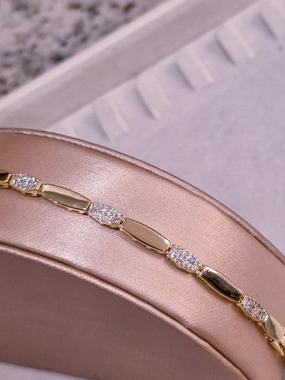 Luxe Gold Collection Bracelet 