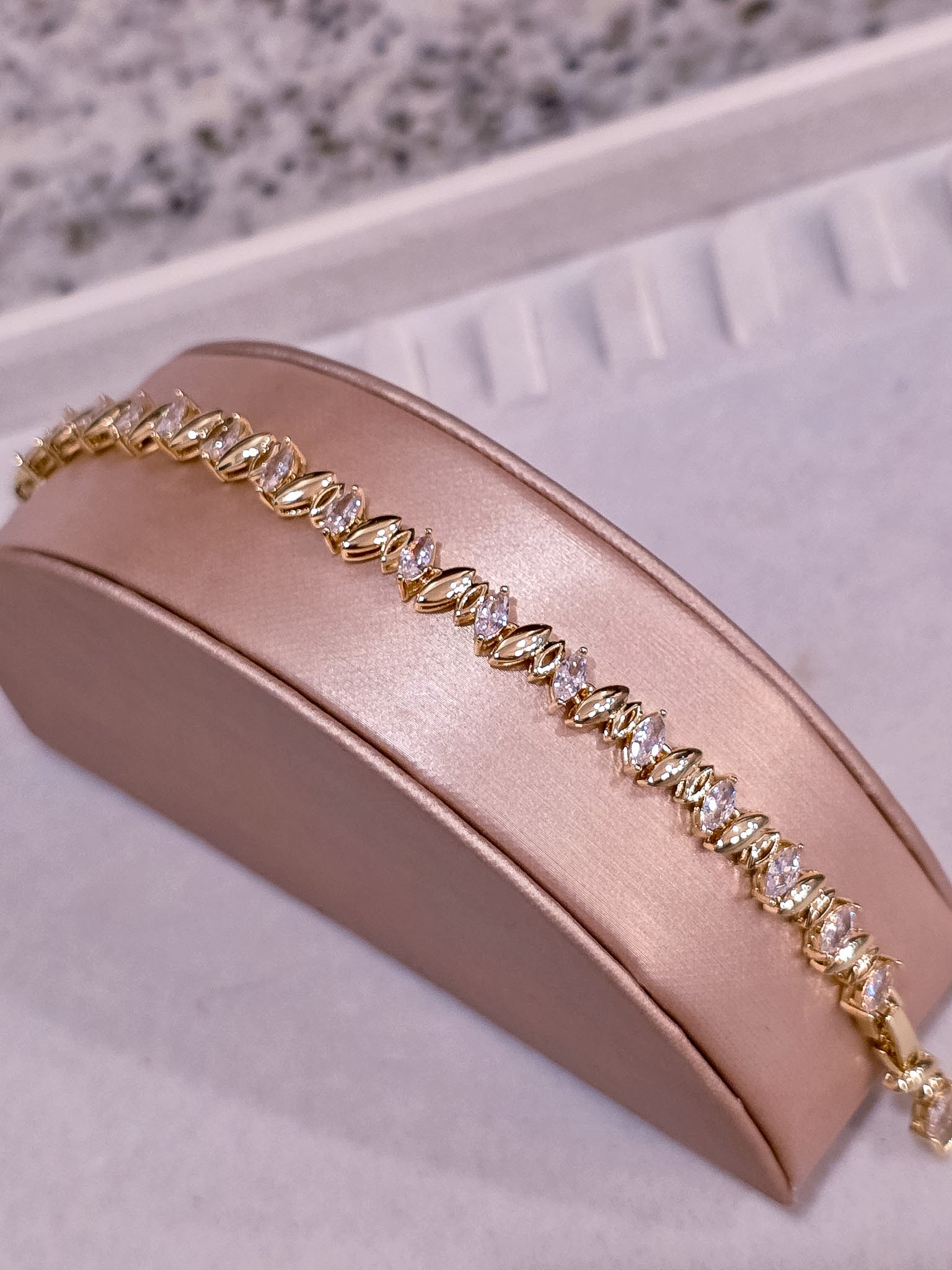 Luxe Gold Collection Bracelet 