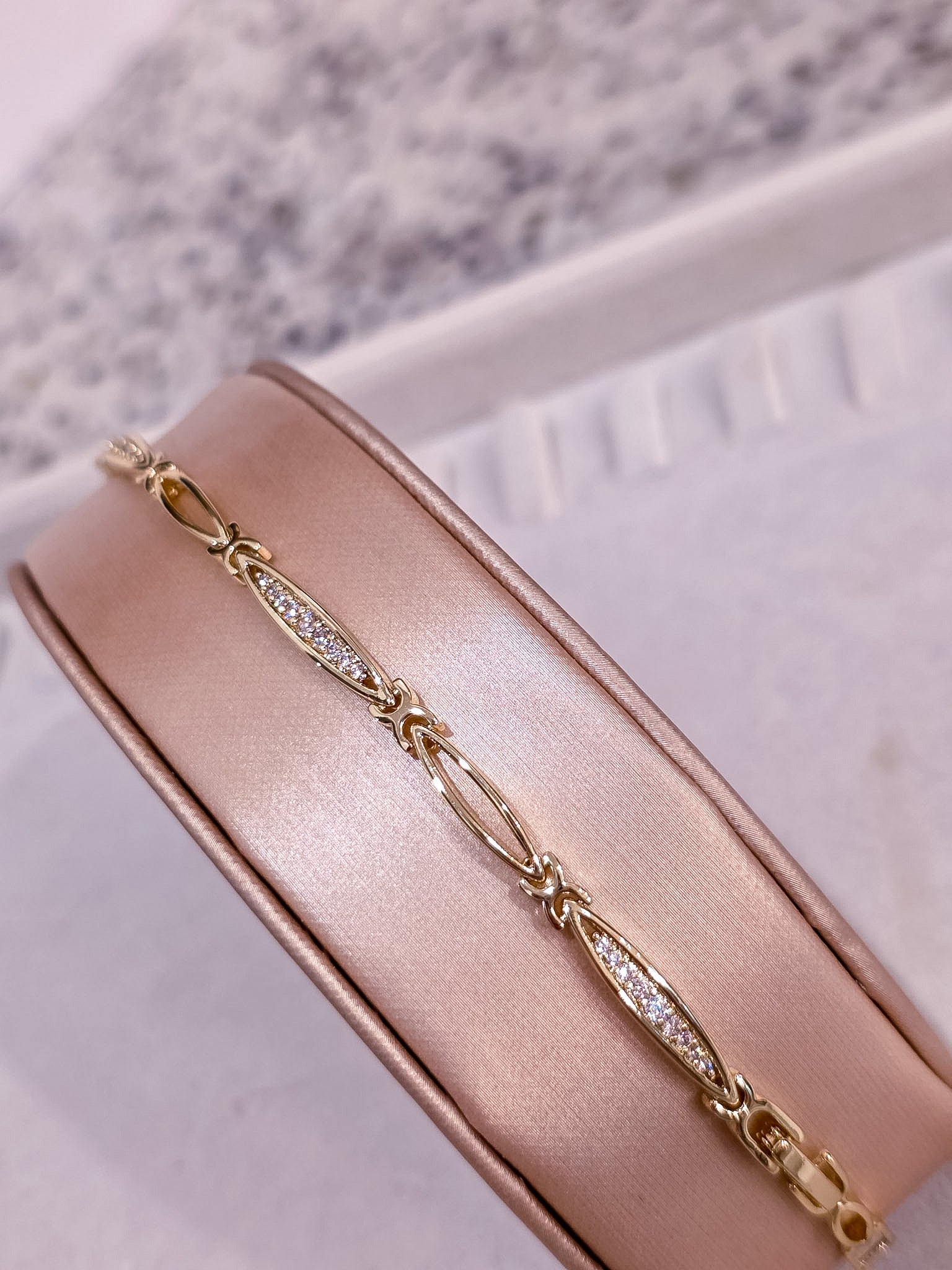Luxe Gold Collection Bracelet 