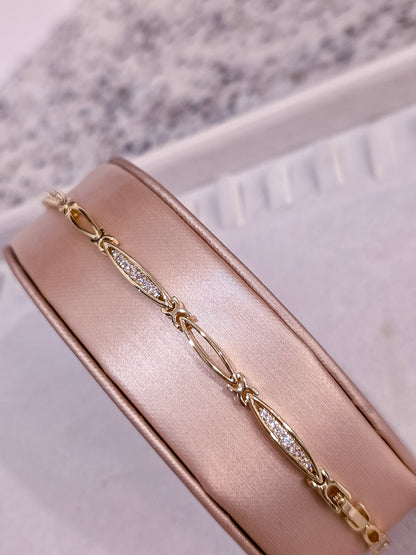 Luxe Gold Collection Bracelet 