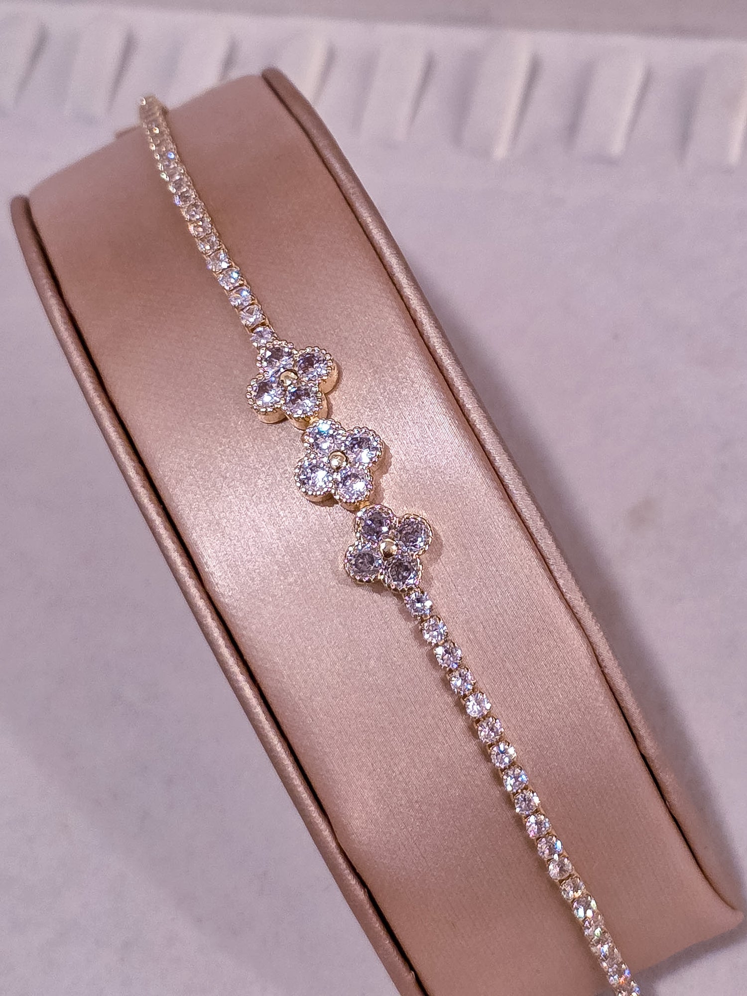 Luxe Gold Collection Bracelet 