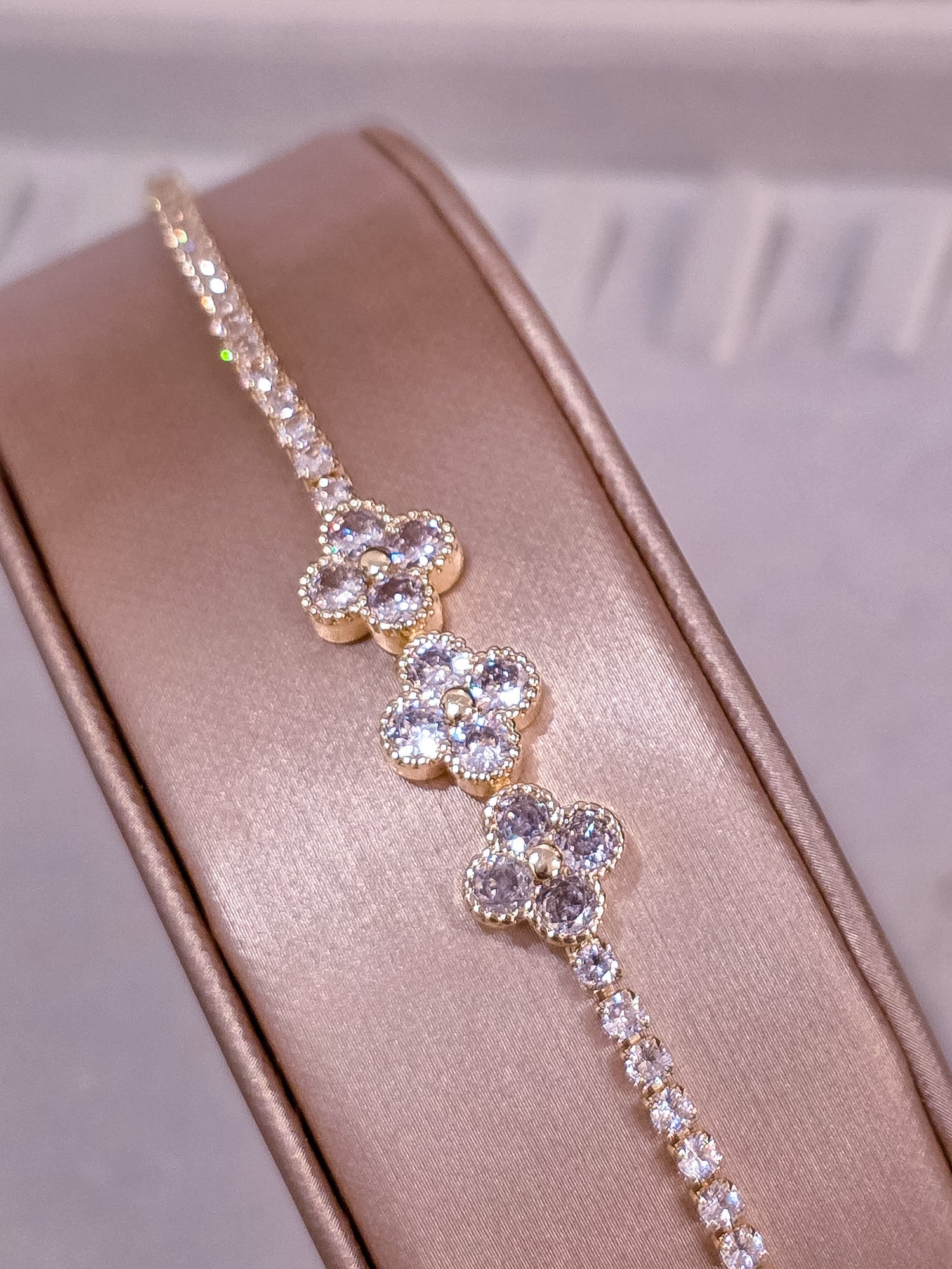 Luxe Gold Collection Bracelet 
