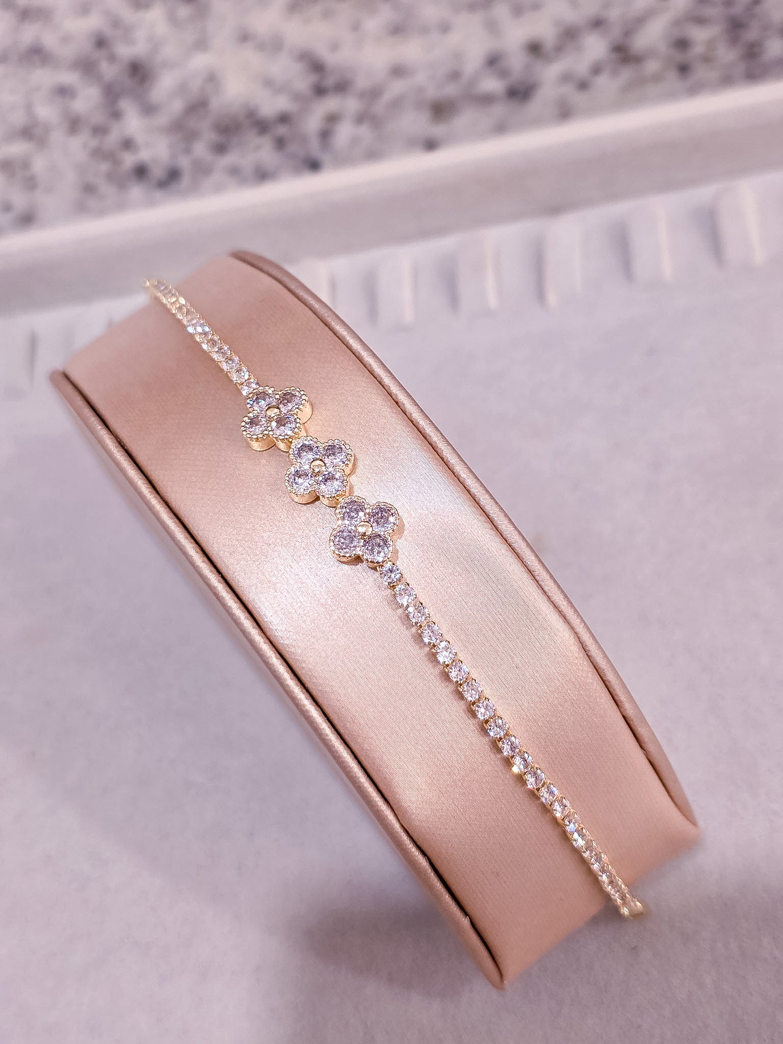 Luxe Gold Collection Bracelet 