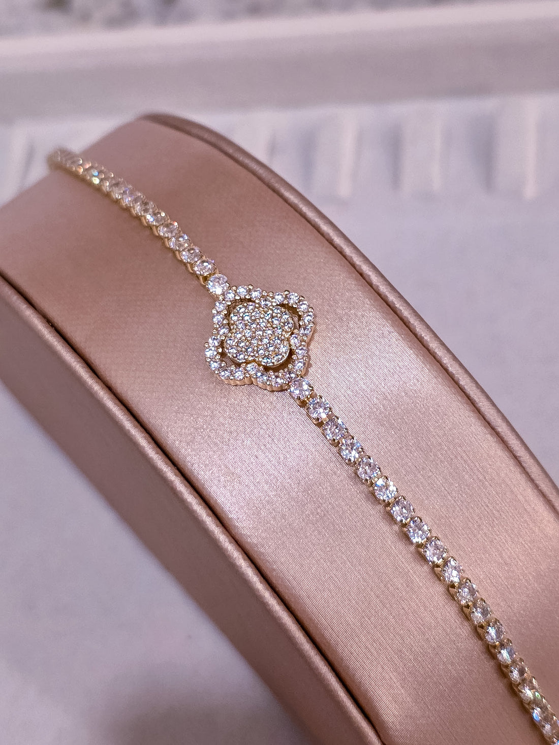 Luxe Gold Collection Bracelet