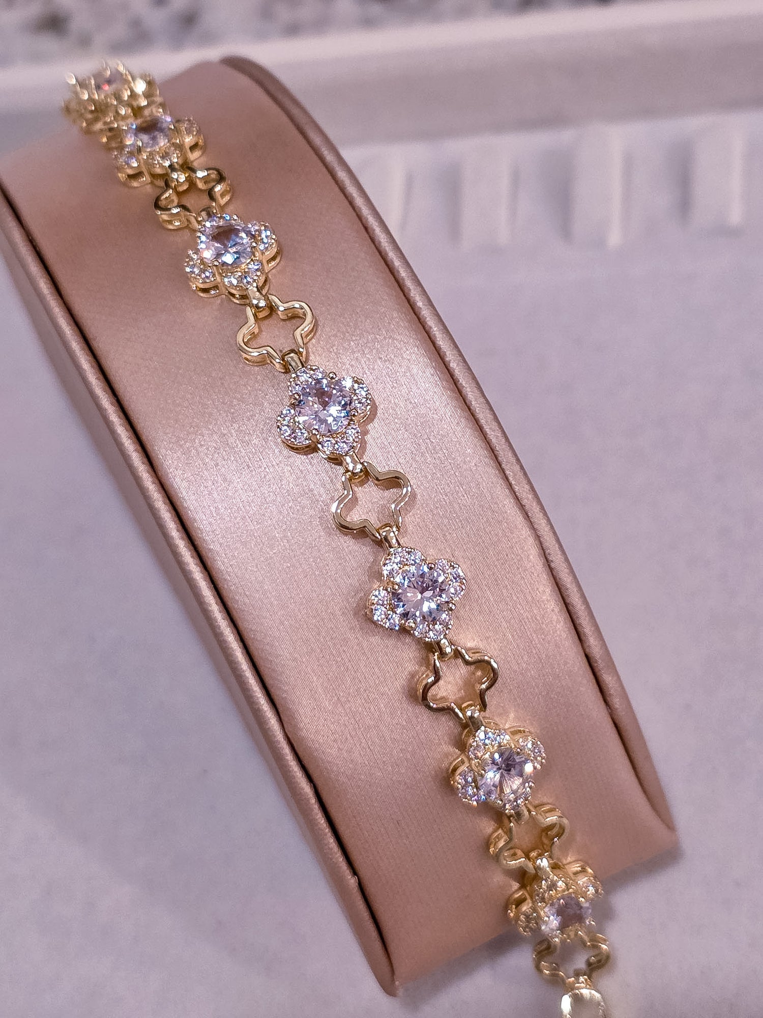 Luxe Gold Collection Bracelet 