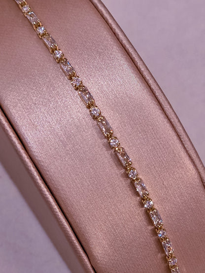 Luxe Gold Collection Bracelet 