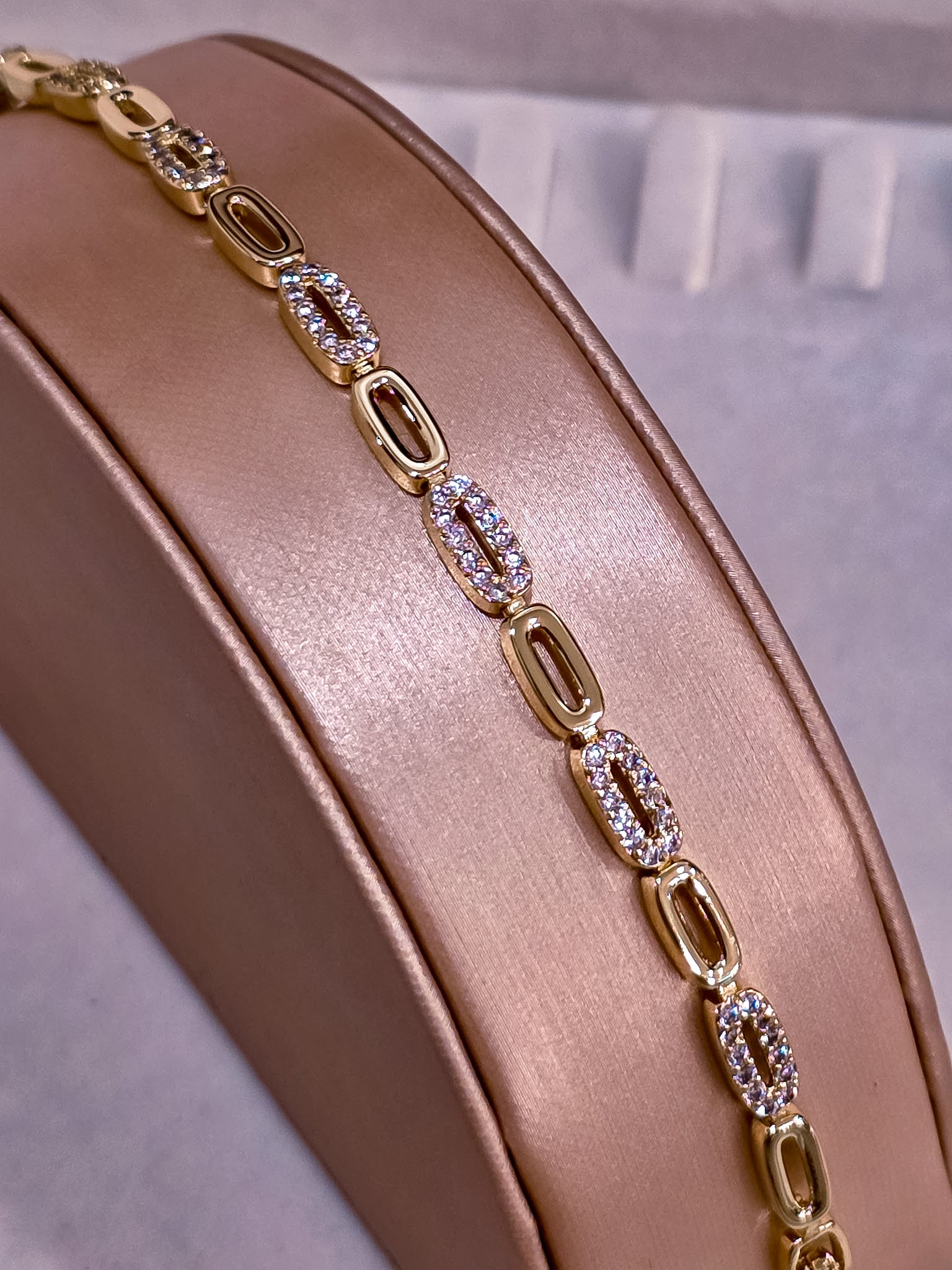 Luxe Gold Collection Bracelet 