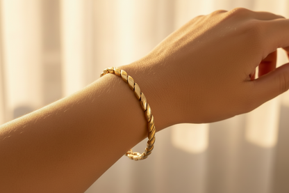 Luxe Gold Collection Bracelet 