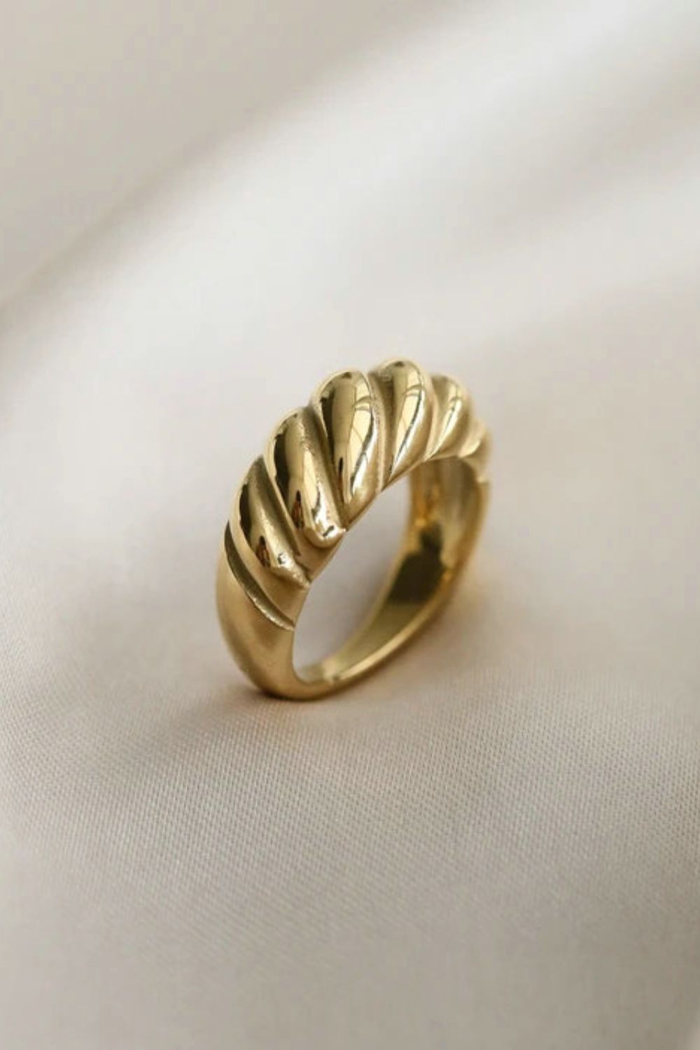 Gold Twisted Ring (Copy)